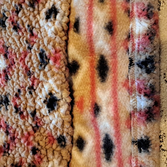 Aztech pattern sherpa - Picture 4 of 4